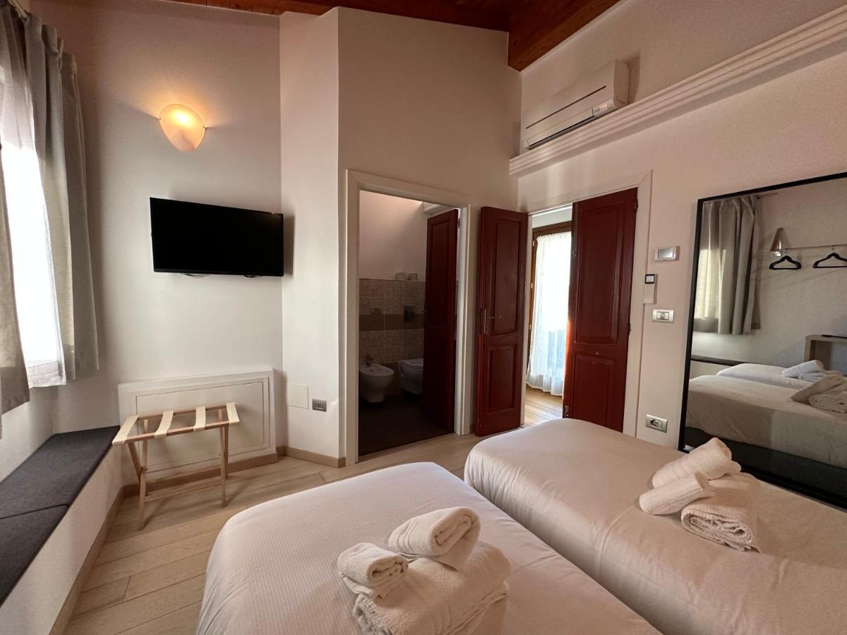 Ng Guest House Il Ris Сассари Экстерьер фото