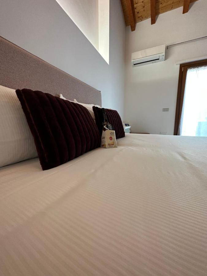 Ng Guest House Il Ris Сассари Экстерьер фото